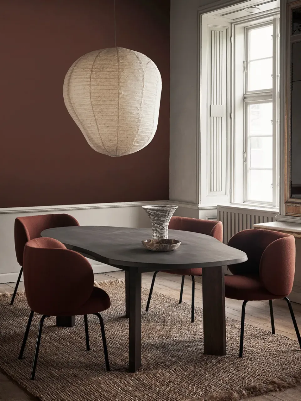 Mesa Tarn 118,5x220 cm, Roble teñido oscuro*Ferm Living New