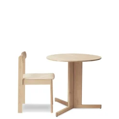 Mesa Trefoil Ø75 cm, Roble blanco*Form & Refine Clearance