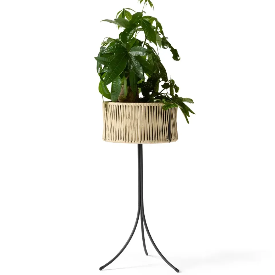 Pedestal para plantas Umanoff ratán-acero, h69 cm Ø36,5 cm*Audo Copenhagen Online