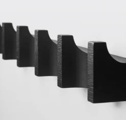 Perchero Column 49 cm, Roble lacado en*Kristina Dam Studio