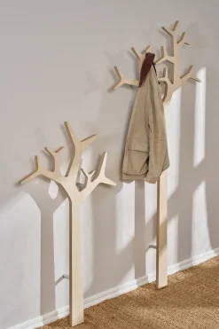 Perchero de pared Tree wall Special Edition 134 cm, Pino con acabado blanco*Swedese Sale
