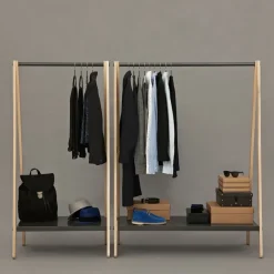 Perchero para ropa Toj, White, base de fresno*Normann Copenhagen Outlet