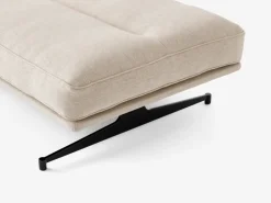 Puf Inland AV32 78x113 cm, Clay 0011-warm black*&Tradition Sale