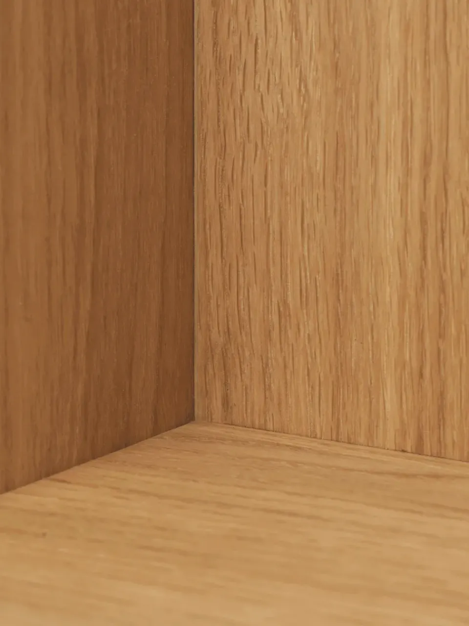 Repisa Stagger low, Oiled Oak*Ferm Living