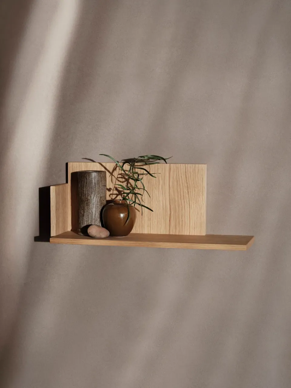 Repisa Stagger low, Oiled Oak*Ferm Living