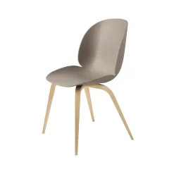 Silla Beetle, New , base de roble lacado mate*GUBI Best
