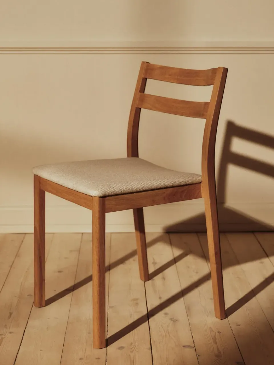 Silla Boda, Asiento tapizado, roble off-white*Ferm Living Outlet