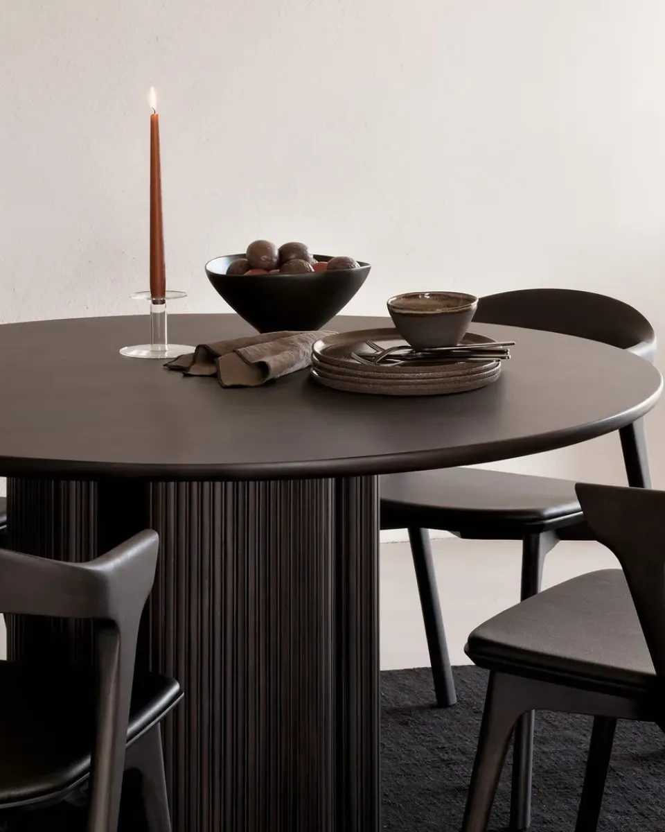 Silla con asiento de cuero Bok , Roble tintado -cuero*Ethnicraft Online