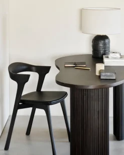 Silla con asiento de cuero Bok , Roble tintado -cuero*Ethnicraft Online