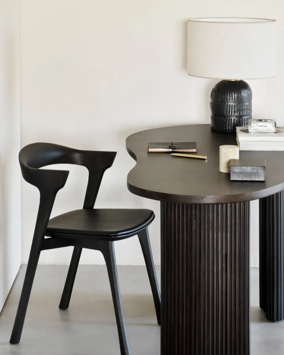 Silla con asiento de cuero Bok , Roble tintado -cuero*Ethnicraft Online