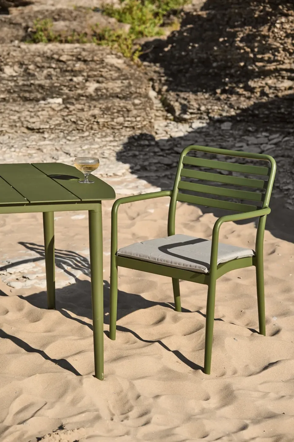Silla con reposabrazos Messina, Moss green*1898 Sale