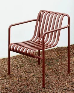 Silla con reposabrazos Palissade Dining, Iron red*HAY Clearance