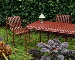 Silla con reposabrazos Palissade Dining, Iron red*HAY Clearance