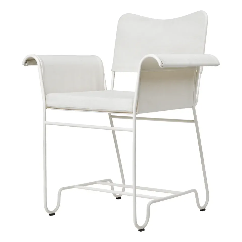 Silla con reposabrazos Tropique, White semi matt-Leslie 06*GUBI Best
