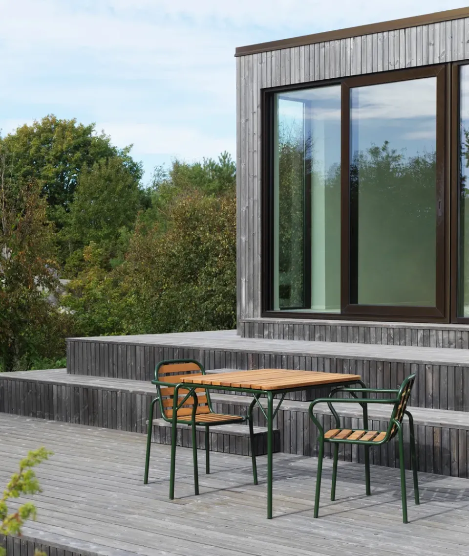 Silla con reposabrazos Vig Robinia, Green*Normann Copenhagen Online