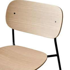 Silla de comedor con patas negras Co , Roble*Audo Copenhagen