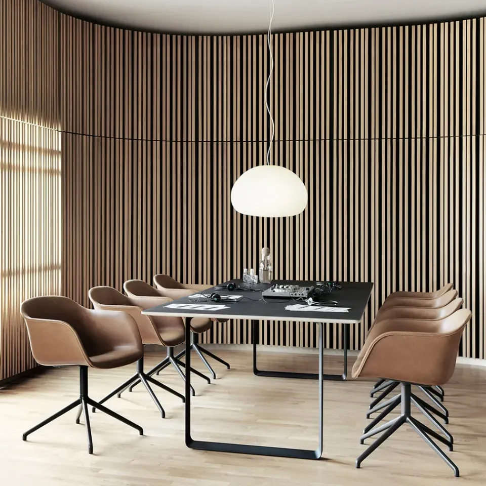 Silla de oficina Fiber armchair swivel base with return, Black-anthracite black base*Muuto Outlet