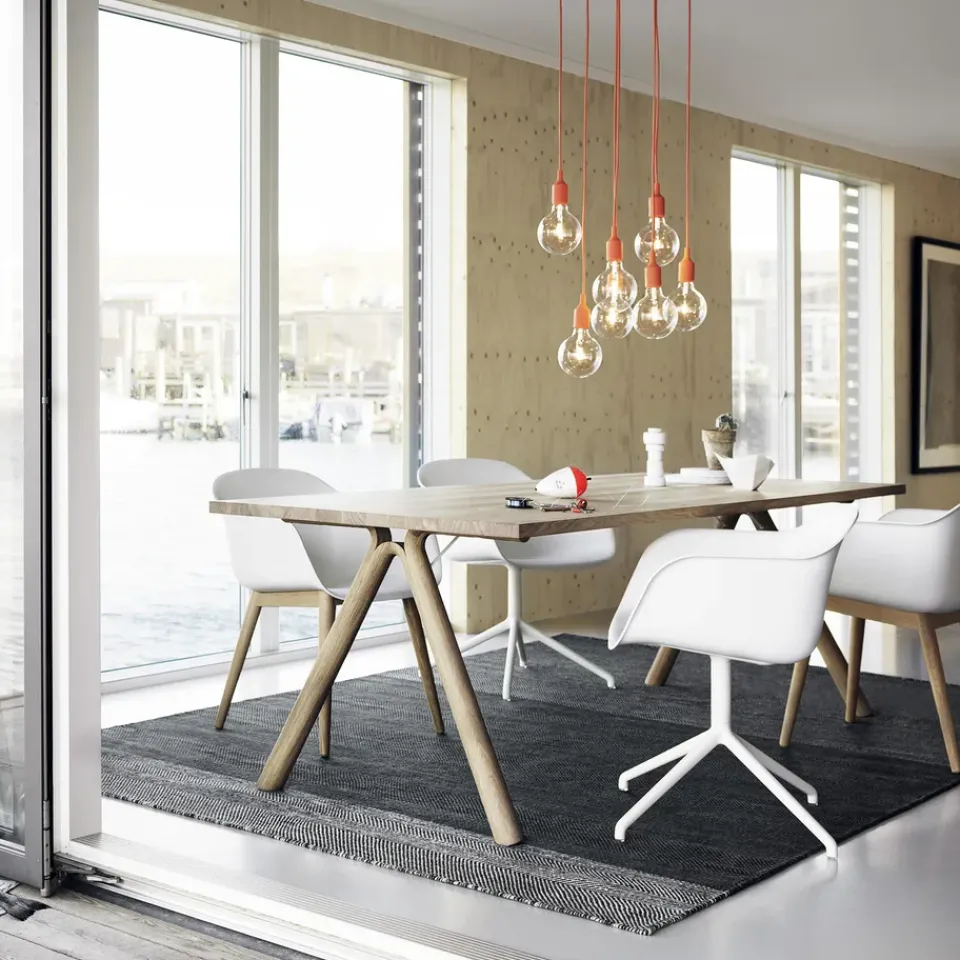 Silla Fiber con reposabrazos y patas de madera, Natural white-Oak*Muuto Discount