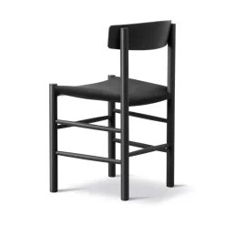 Silla J39, Haya lacada en -black canvas*Fredericia Furniture Best
