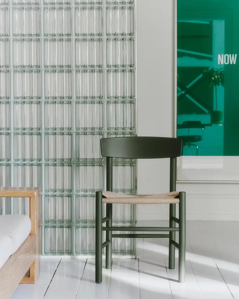 Silla J39, Khaki green-trenzado natural*Fredericia Furniture New