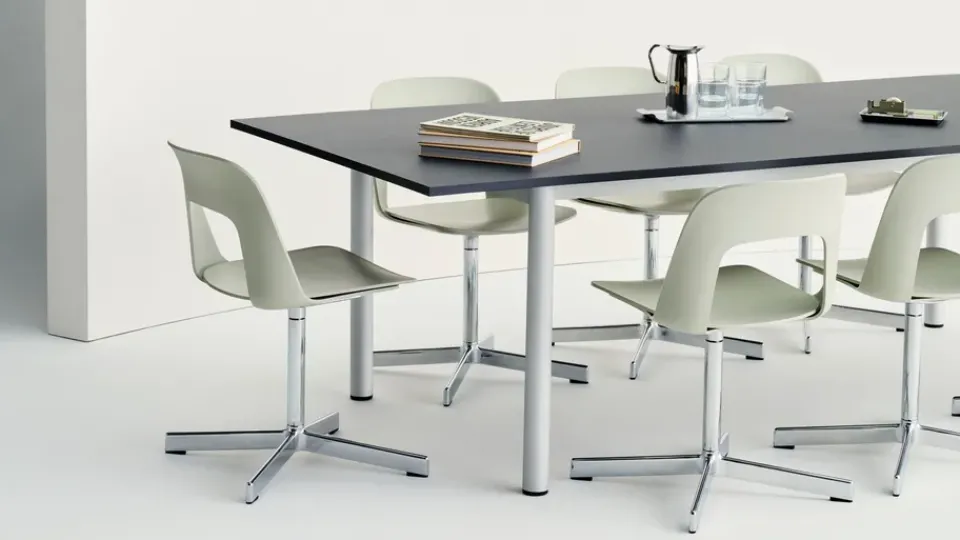 Silla Layout Chair 131, Biscotti-aluminio pulido*HAY Outlet