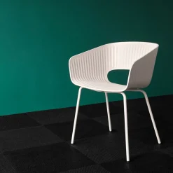 Silla Marée 401, Beetroot patas de metal lacado*Montana Sale