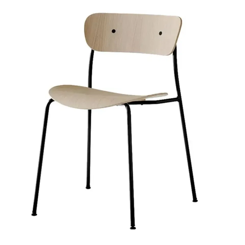 Silla Pavilion AV1, roble lacado*&Tradition Outlet