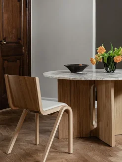 Silla Ready con asiento tapizado, Red oak-Audo Bouclé 02*Audo Copenhagen Outlet