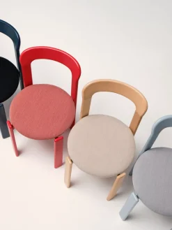 Silla Rey tapizada, tejido Steelcut Trio 213 golden*HAY Best