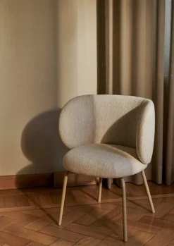 Silla Rico dining chair bouclé, Off-white-cashmere*Ferm Living Online