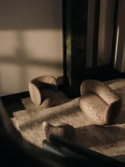 Sillón Rico lounge chair, Cilla-Taupe*Ferm Living Clearance