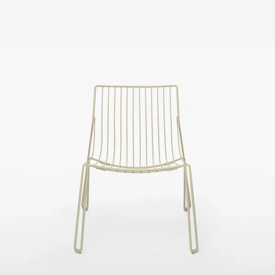 Sillón Tio easy chair, Ivory*Massproductions Online