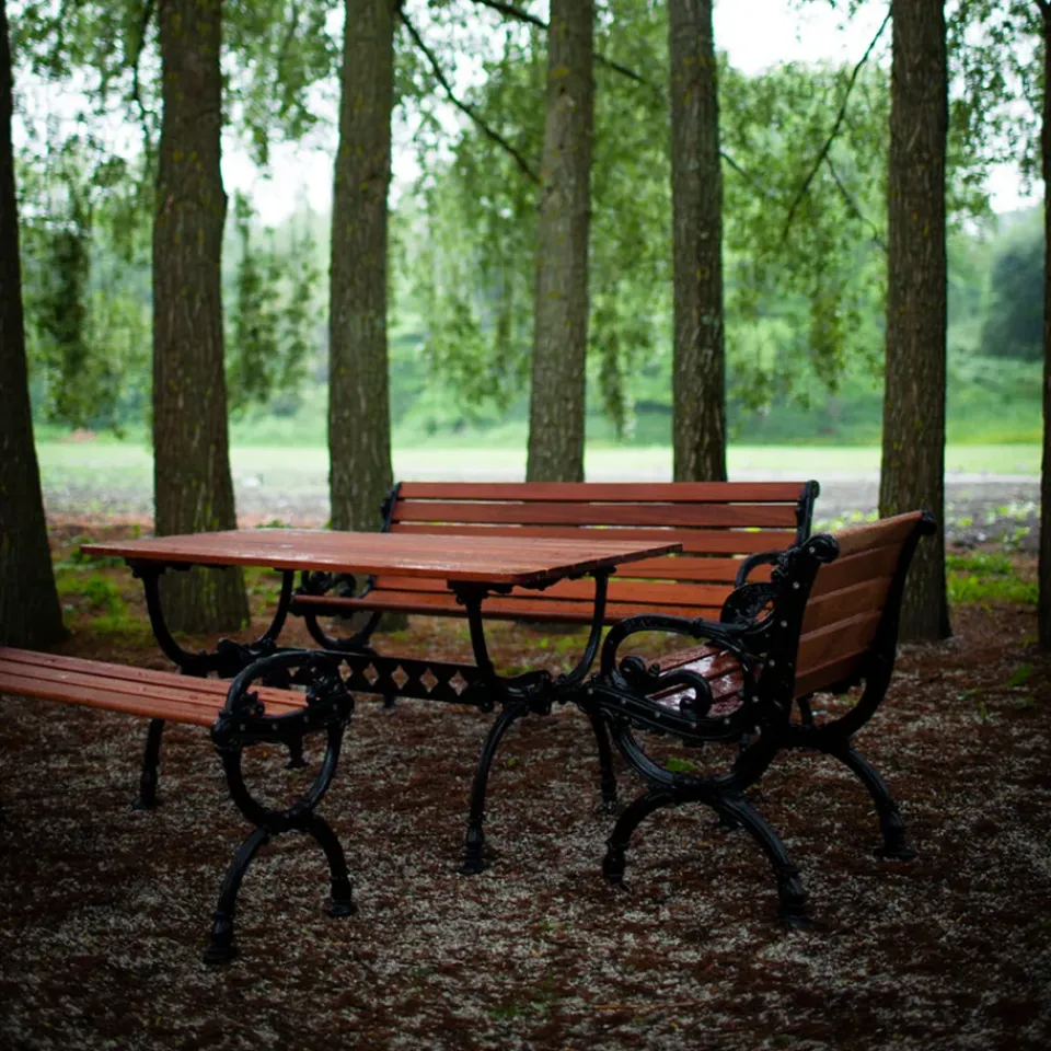 Sofá Byarum, Caoba, soporte de aluminio en bruto, 155 cm*Byarums bruk New