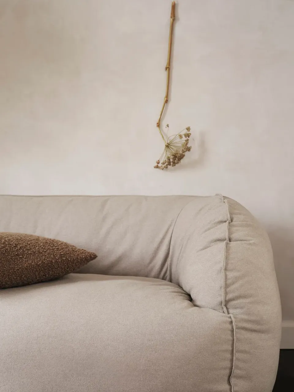 Sofá de 2 plazas Nesten, Natural*Ferm Living Outlet