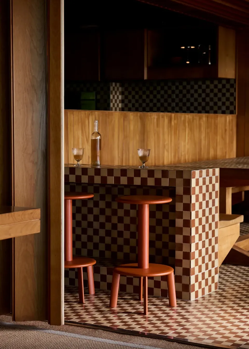 Taburete alto Massif AV39, Ember*&Tradition Hot