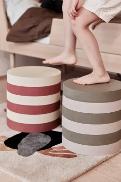 Taburete apilable Iro, Olive-clay*OYOY Clearance