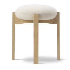 Taburete bajo Pioneer, Hallingdal 200 - roble lacado*Fredericia Furniture Hot
