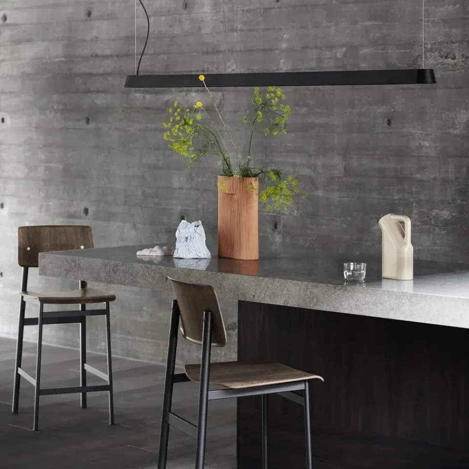 Taburete bar Loft, Oak-alto-dusty green base de acero*Muuto Online