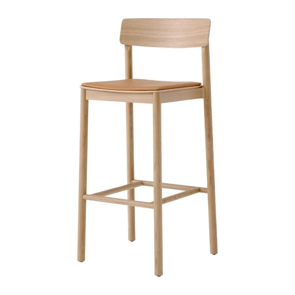Taburete Betty TK17 Bar Chair 75 cm, Cuero color coñac Noble-roble lacado*&Tradition Hot