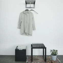 Taburete Cutter, roble lacado*Fritz Hansen Clearance