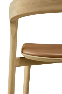 Taburete de bar Bok, Roble lacado - cuero Cognac, 75 cm*Ethnicraft Sale