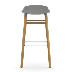 Taburete de bar con patas de roble Form ,*Normann Copenhagen Hot