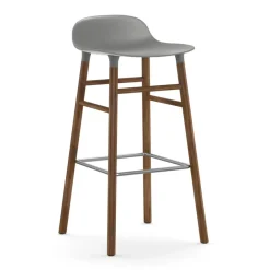 Taburete de bar con patas de nogal Form,*Normann Copenhagen Clearance