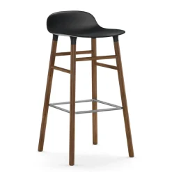 Taburete de bar Form Chair con patas de nogal,*Normann Copenhagen Discount