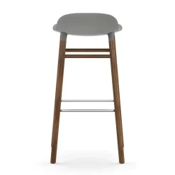 Taburete de bar Form Chair con patas de nogal,*Normann Copenhagen Outlet