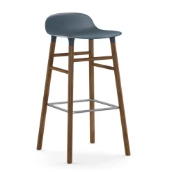 Taburete de bar Form Chair con patas de nogal,*Normann Copenhagen Outlet