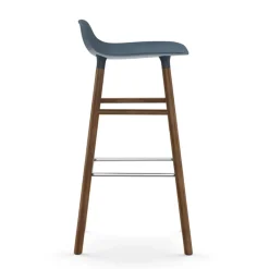 Taburete de bar Form Chair con patas de nogal,*Normann Copenhagen Outlet
