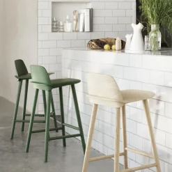 Taburete de bar Nerd 75 cm, roble*Muuto Outlet