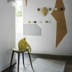 Taburete Fiber, Natural white, patas de roble*Muuto Online