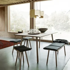 Taburete Georg, roble*Fritz Hansen Outlet